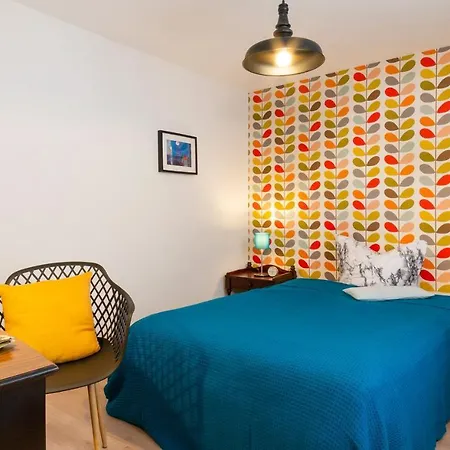 Roomerie Apartment